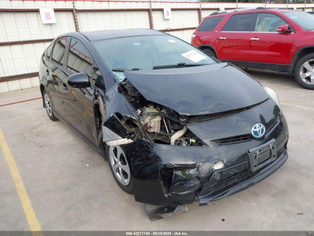 Salvage Toyota Prius