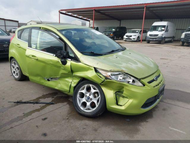  Salvage Ford Fiesta