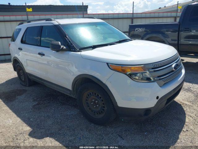  Salvage Ford Explorer