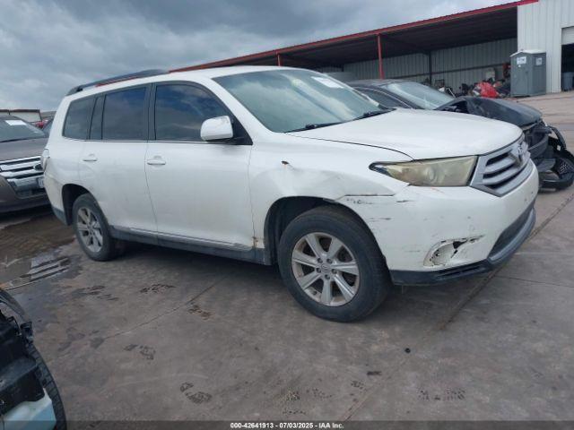  Salvage Toyota Highlander