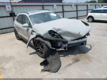  Salvage Porsche Macan