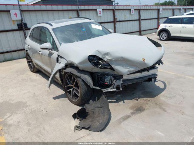  Salvage Porsche Macan