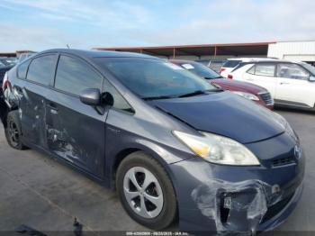  Salvage Toyota Prius