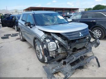  Salvage Mitsubishi Outlander