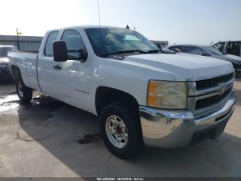  Salvage Chevrolet Silverado 2500