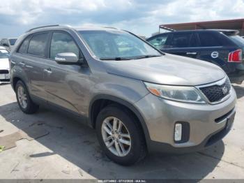  Salvage Kia Sorento