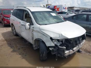  Salvage Nissan Pathfinder