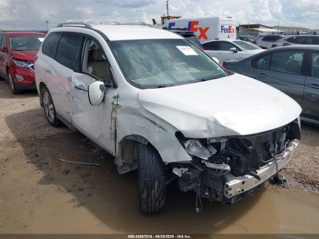  Salvage Nissan Pathfinder