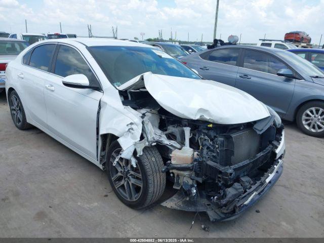  Salvage Kia Forte