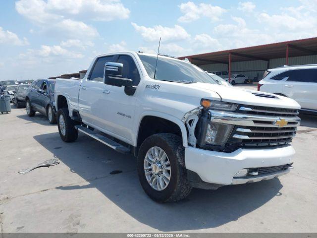  Salvage Chevrolet Silverado 2500