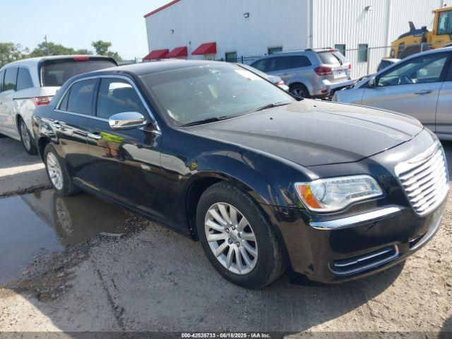  Salvage Chrysler 300