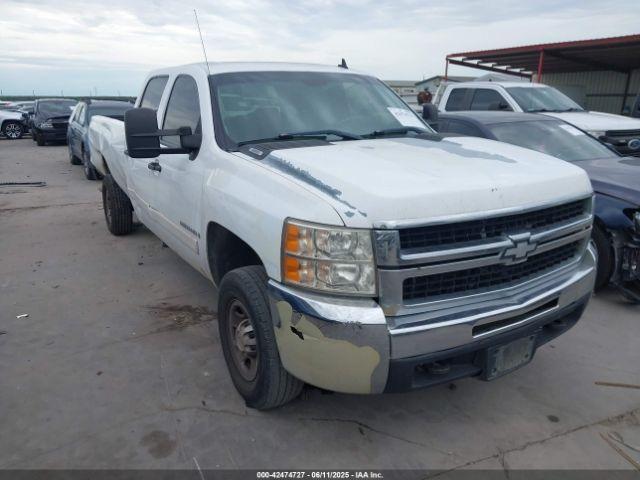  Salvage Chevrolet Silverado 2500