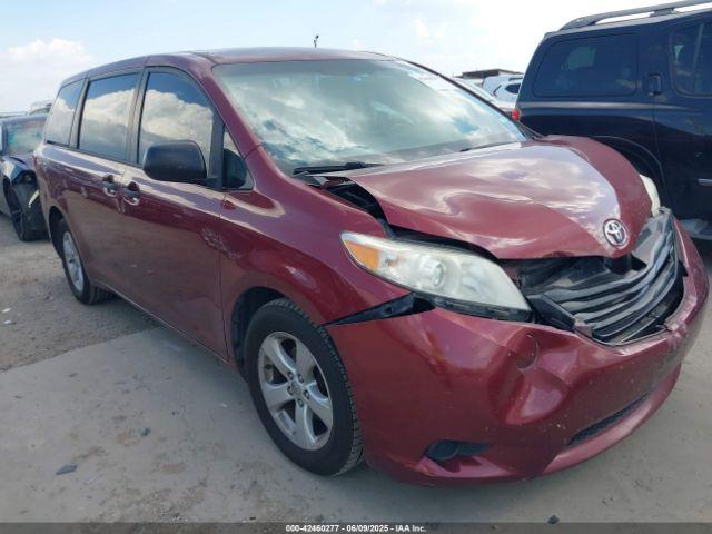  Salvage Toyota Sienna