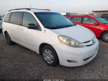 Salvage Toyota Sienna