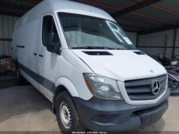  Salvage Mercedes-Benz Sprinter 2500