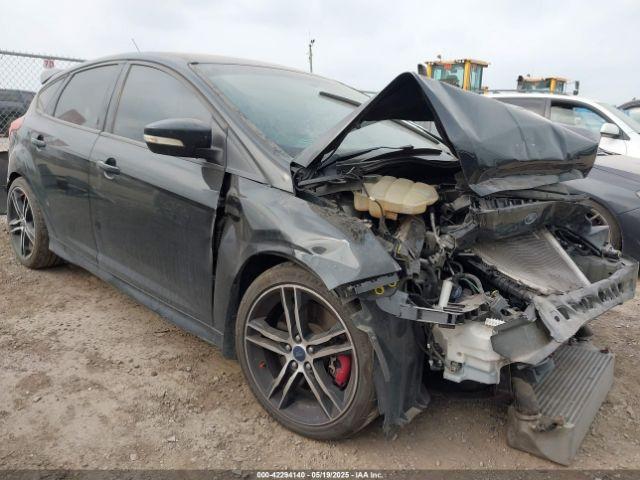  Salvage Ford Focus St