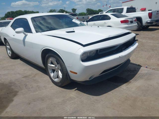  Salvage Dodge Challenger