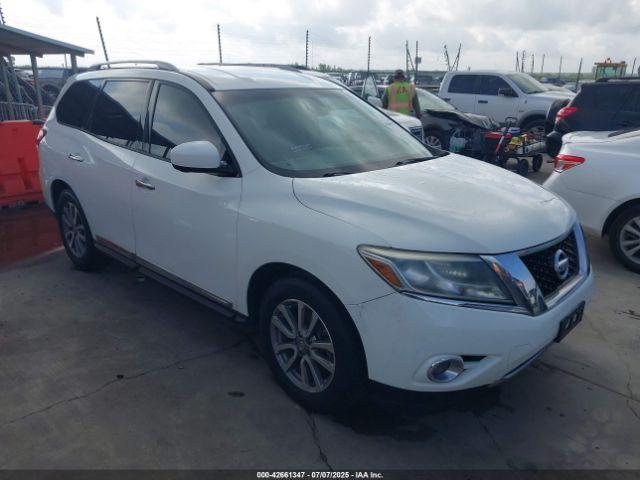  Salvage Nissan Pathfinder