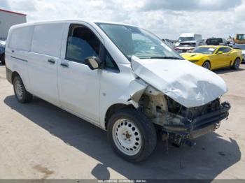  Salvage Mercedes-Benz Metris