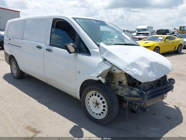  Salvage Mercedes-Benz Metris