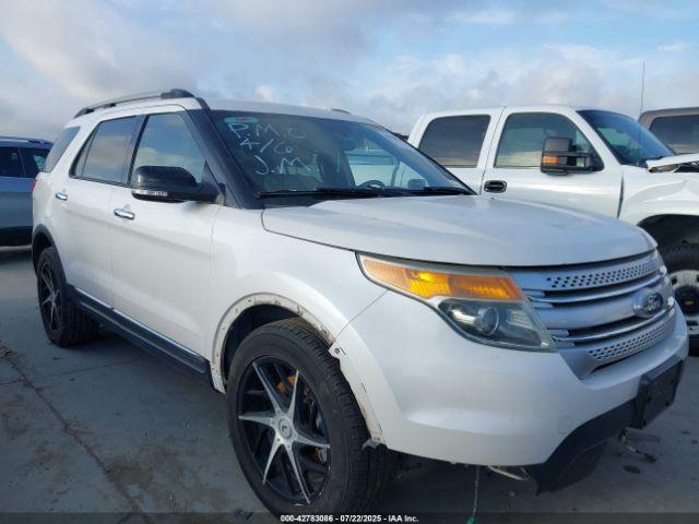  Salvage Ford Explorer