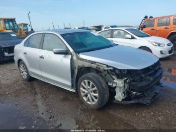  Salvage Volkswagen Jetta