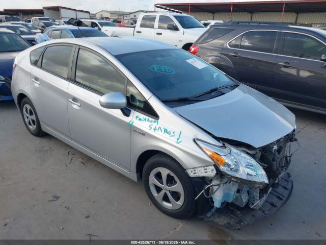  Salvage Toyota Prius