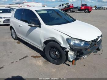  Salvage Volkswagen Golf