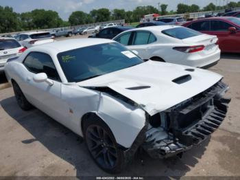  Salvage Dodge Challenger