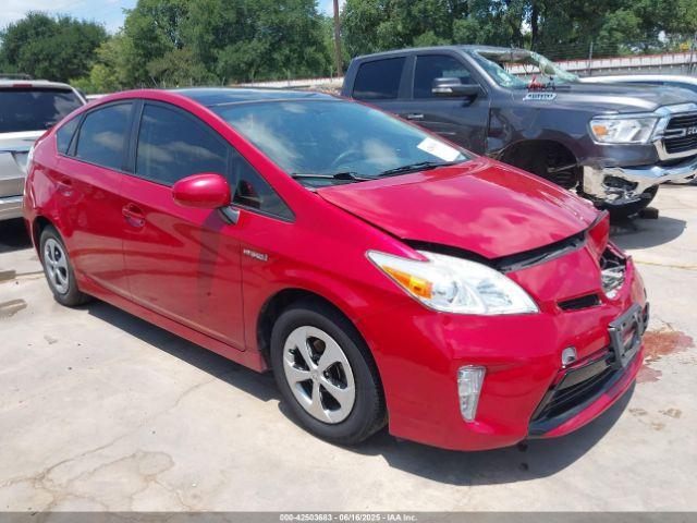  Salvage Toyota Prius