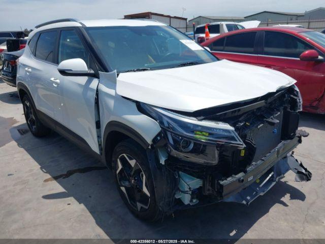  Salvage Kia Seltos