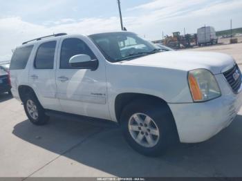  Salvage GMC Yukon
