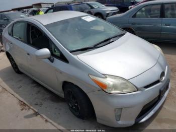  Salvage Toyota Prius