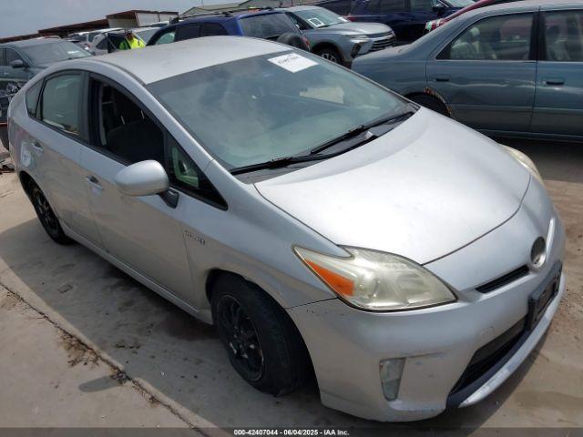  Salvage Toyota Prius