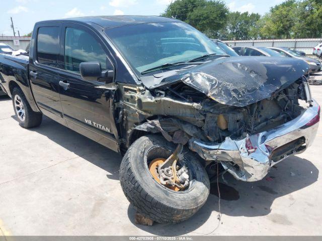  Salvage Nissan Titan