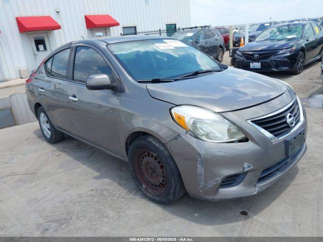  Salvage Nissan Versa