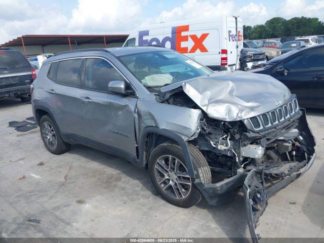  Salvage Jeep Compass