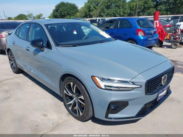  Salvage Volvo S60