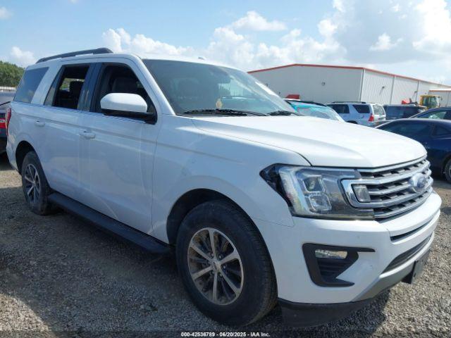  Salvage Ford Expedition
