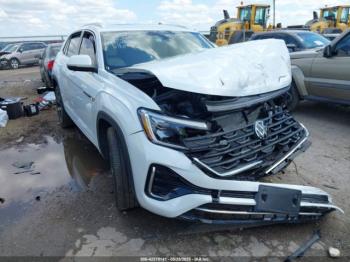  Salvage Volkswagen Atlas
