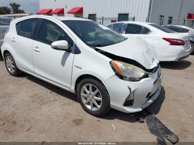  Salvage Toyota Prius c