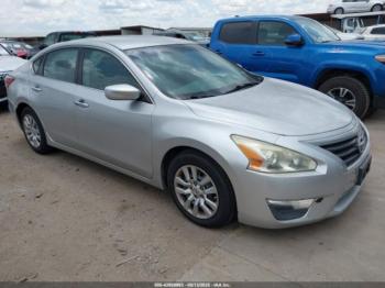  Salvage Nissan Altima