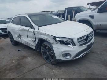  Salvage Mercedes-Benz GLA