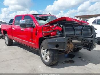 Salvage Chevrolet Silverado 2500