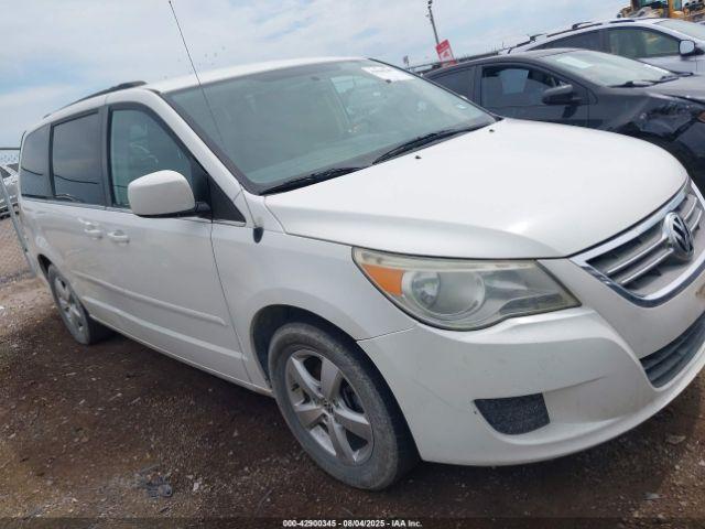  Salvage Volkswagen Routan