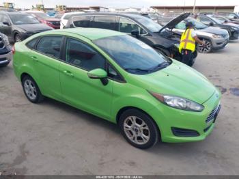  Salvage Ford Fiesta