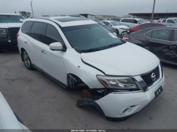  Salvage Nissan Pathfinder