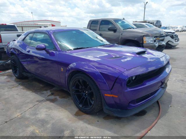  Salvage Dodge Challenger