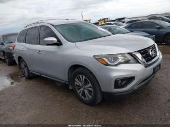  Salvage Nissan Pathfinder