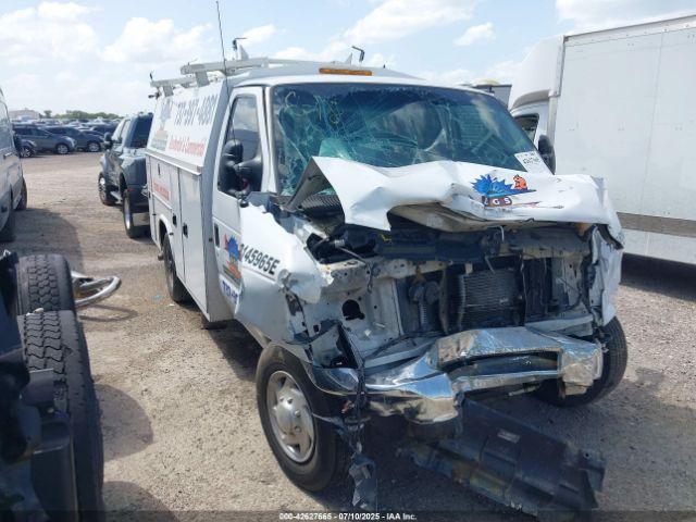  Salvage Ford E-350